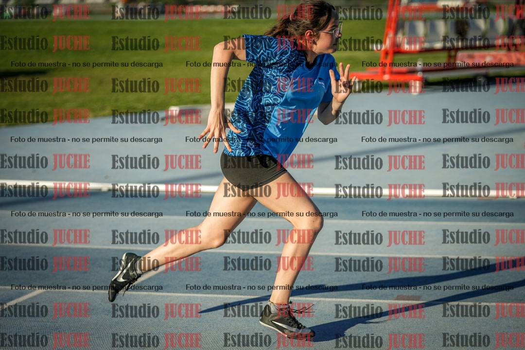 Fotos de las Postas 5x80 m de mujeres y varones
