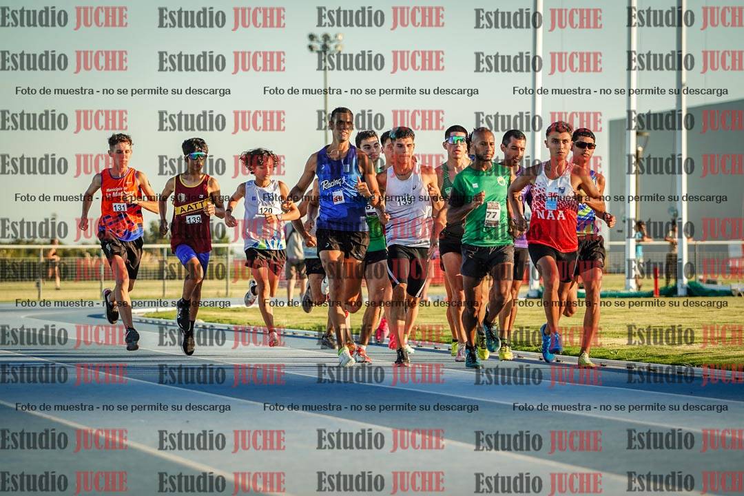 Fotos de los 1500 m llanos de varones