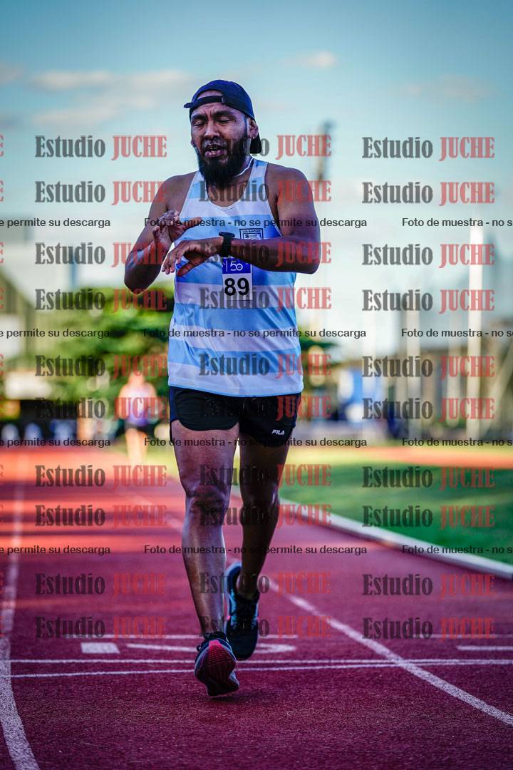 Fotos de los 3000 m llanos de varones