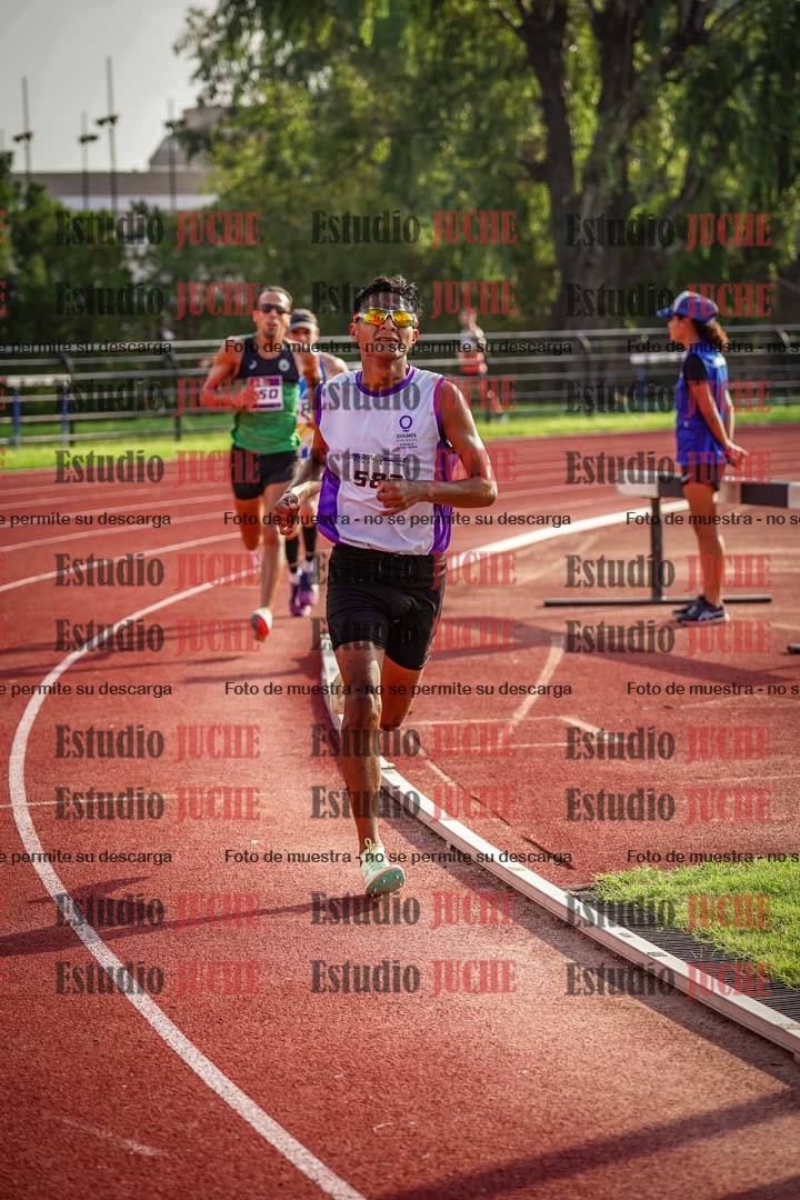 Fotos de los 3000 m llanos de varones