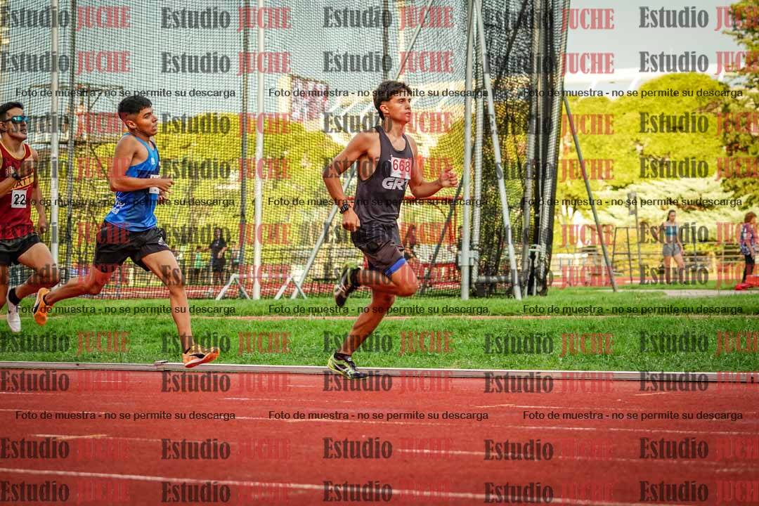 Fotos de los 1500 m llanos de varones