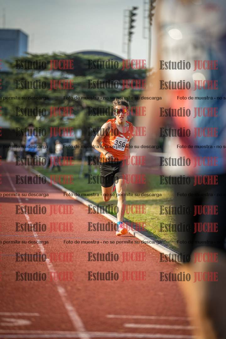 Fotos de los 5000 m llanos de varones