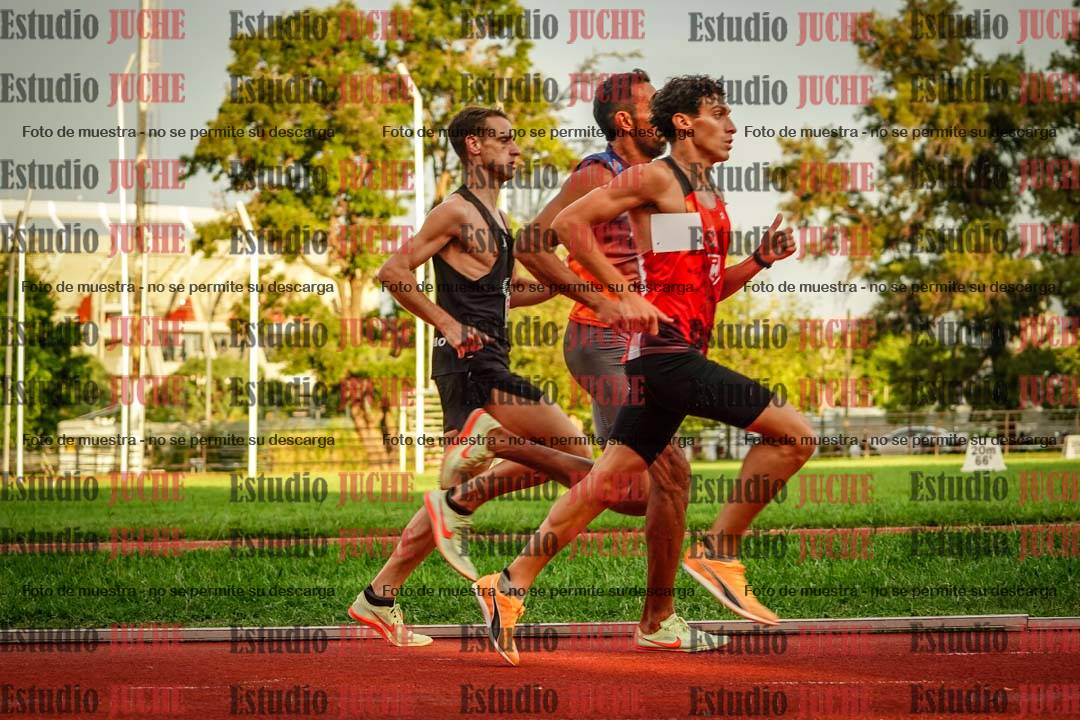 Fotos de los 1500 m llanos de varones