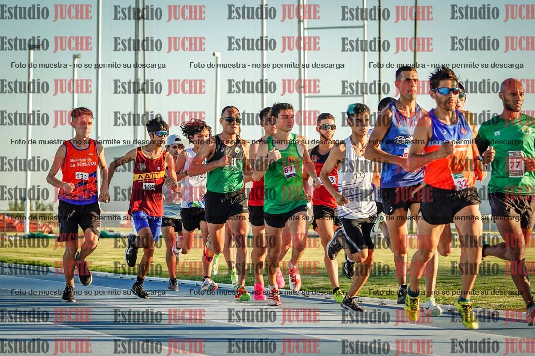 Fotos de los 1500 m llanos de varones