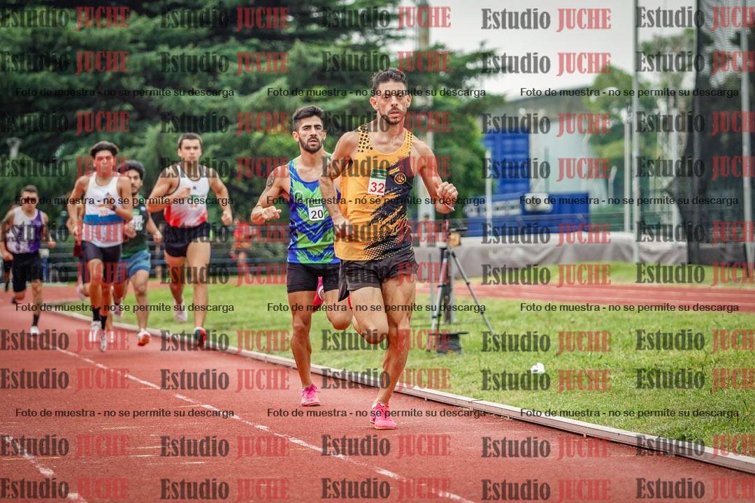 Fotos de los 800 m de varones