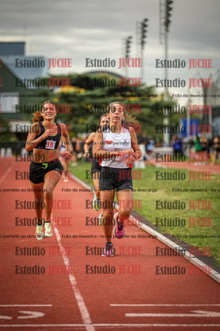 Fotos de los 1500 m llanos de mujeres
