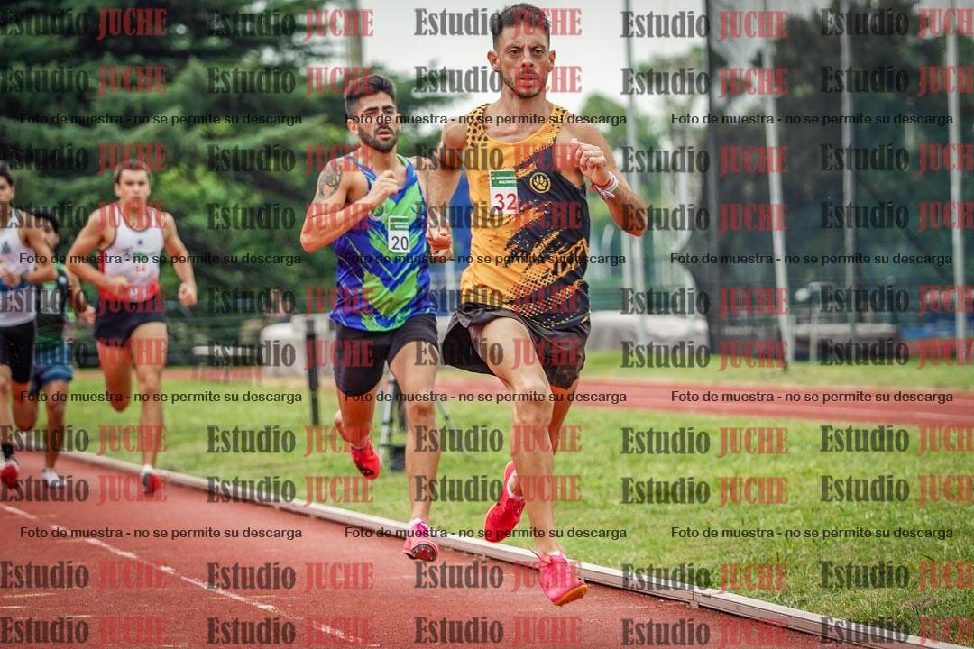 Fotos de los 800 m de varones