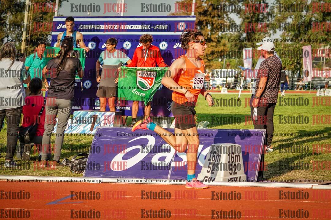 Fotos de los 5000 m llanos de varones