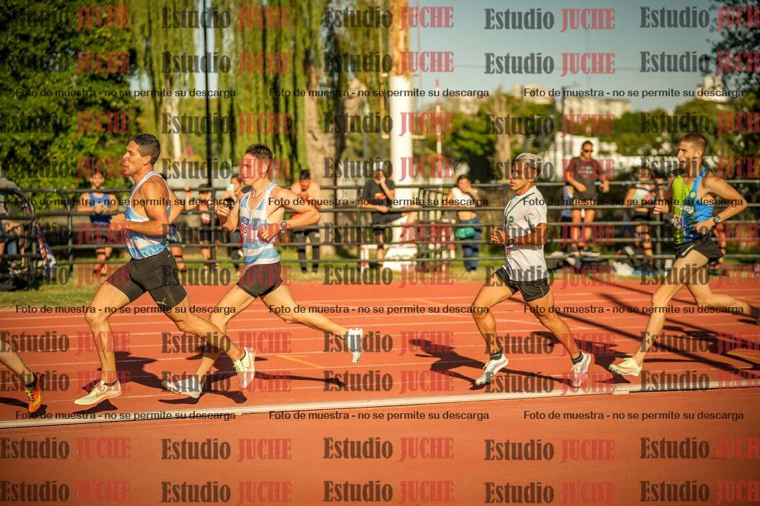 Fotos de los 3000 m llanos de varones