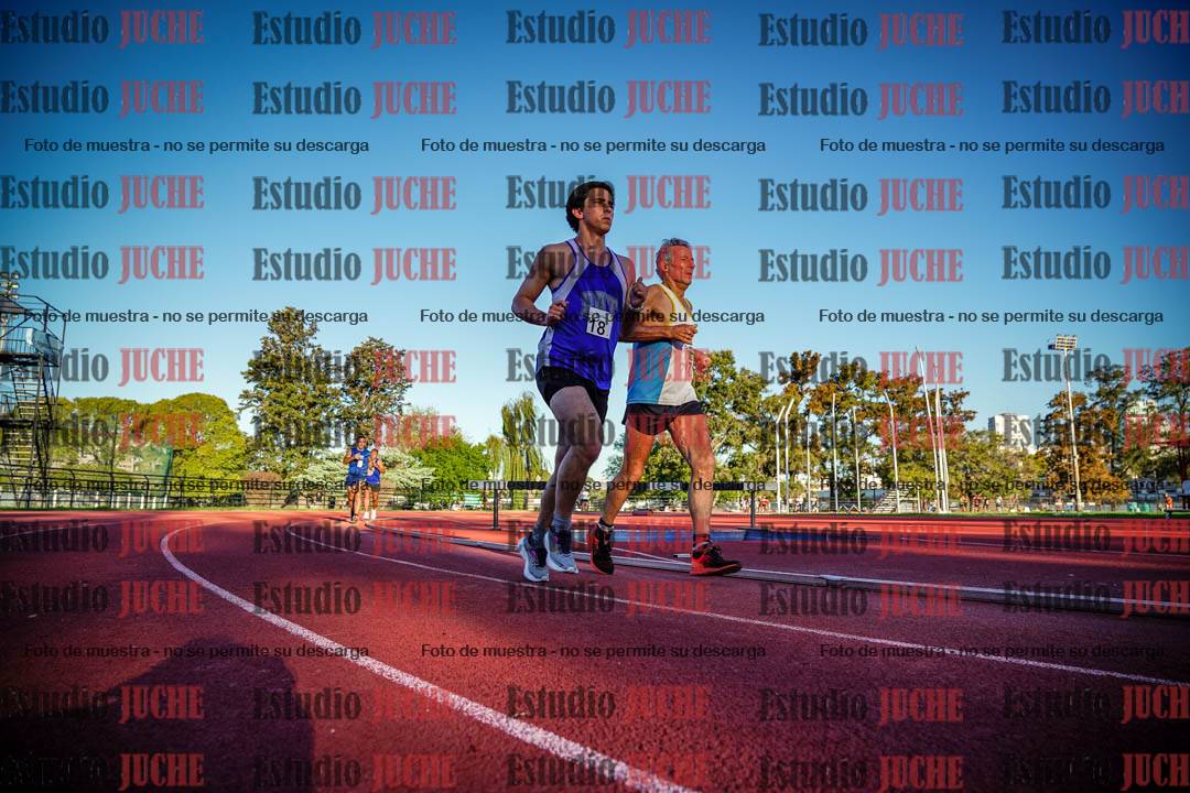 Fotos de los 3000 m llanos de varones