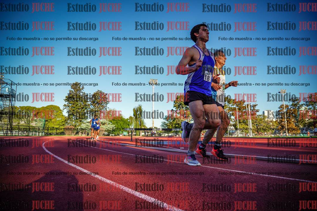 Fotos de los 3000 m llanos de varones