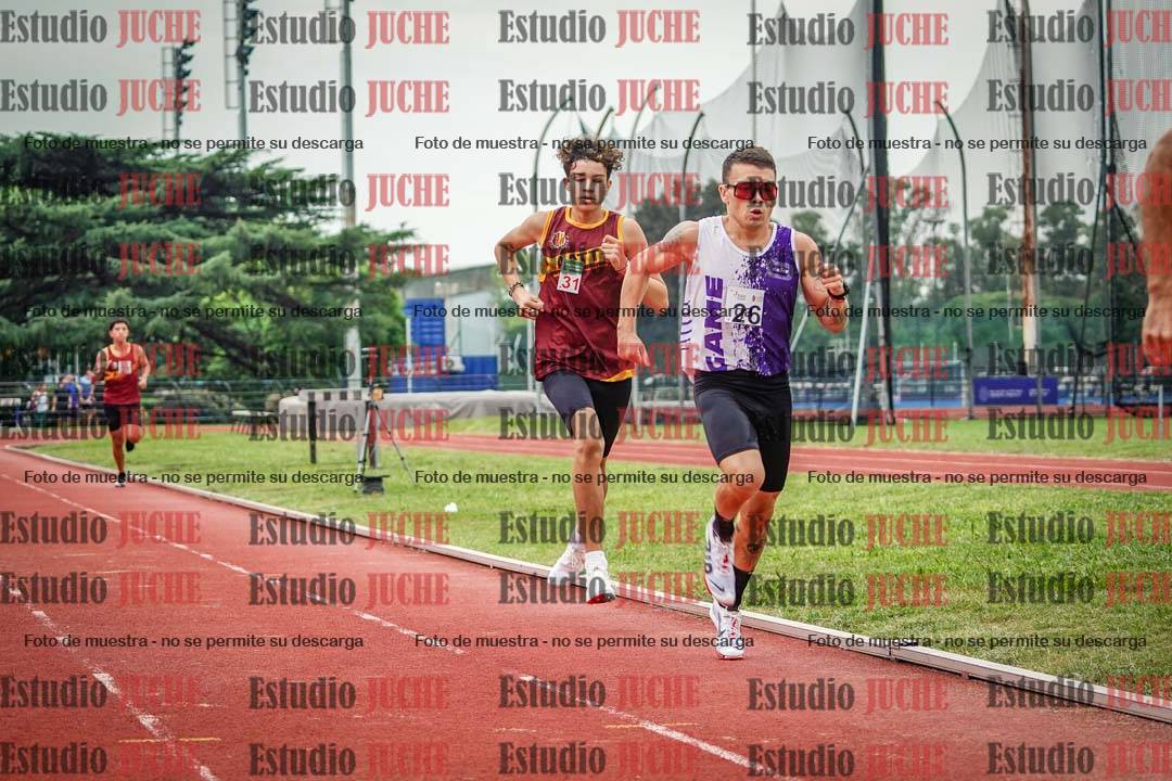 Fotos de los 800 m de varones