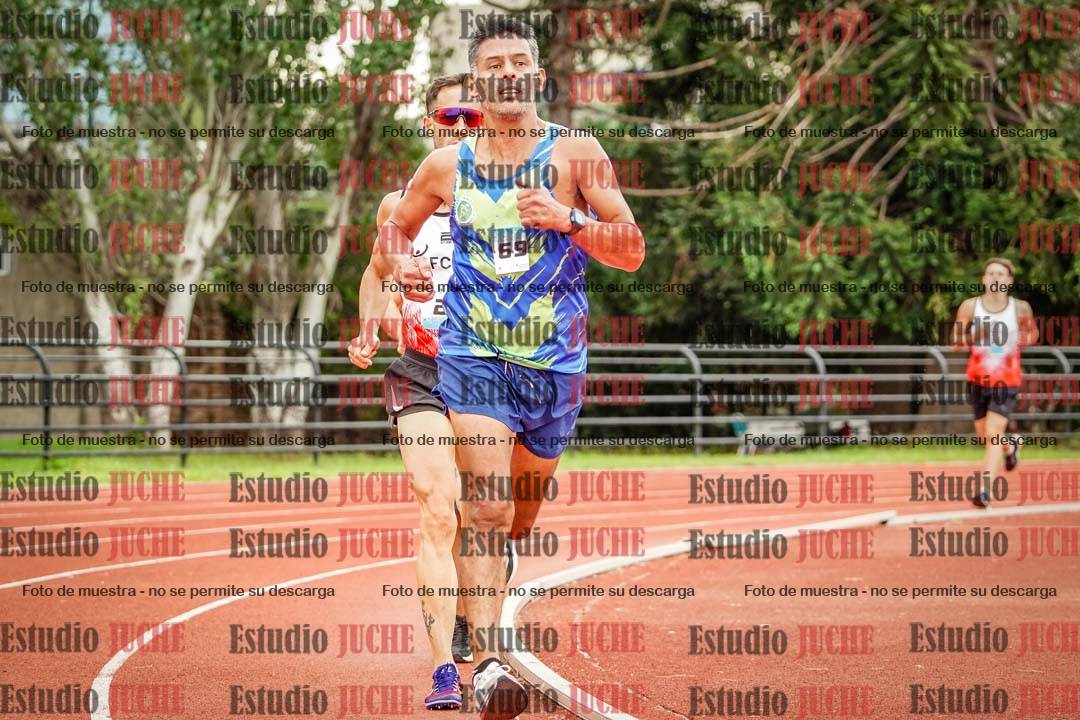 Fotos de los 3000 m llanos de varones
