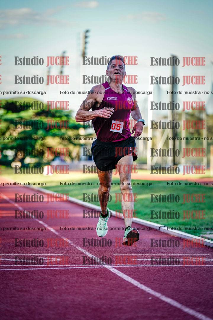 Fotos de los 3000 m llanos de varones