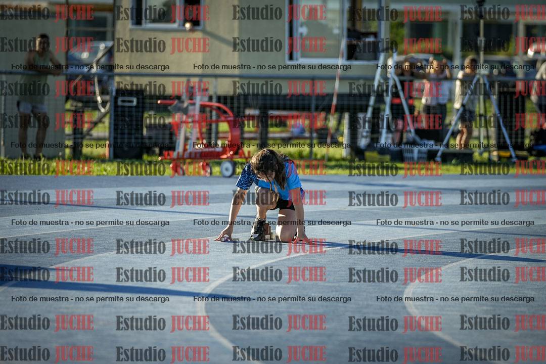 Fotos de las Postas 5x80 m de mujeres y varones