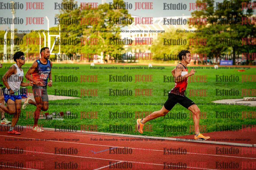Fotos de los 1500 m llanos de varones