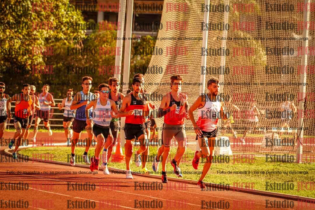 Fotos de los 3000 m llanos de varones