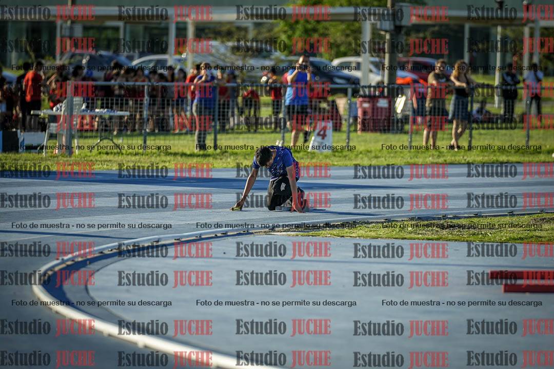Fotos de las Postas 5x80 m de mujeres y varones