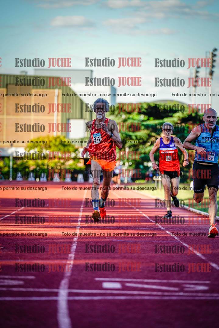 Fotos de los 3000 m llanos de varones