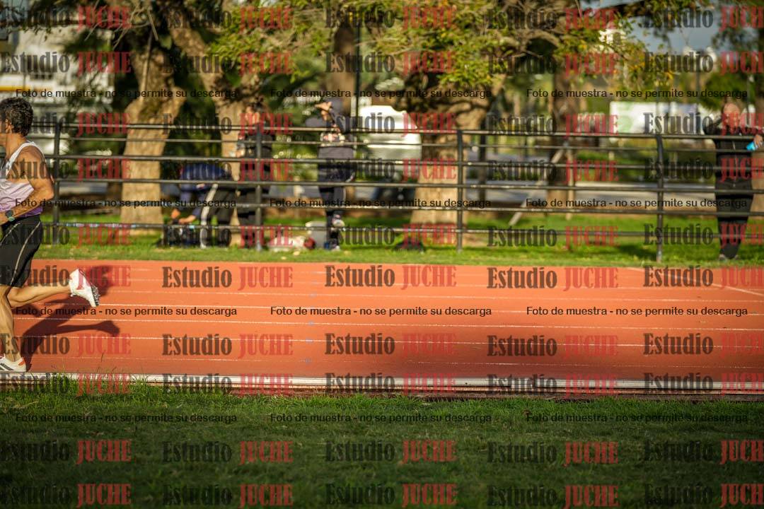 Fotos de los 3000 m llanos de varones