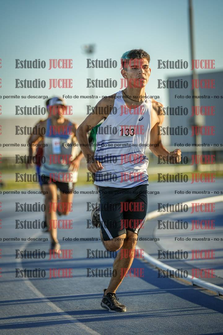 Fotos de los 1500 m llanos de varones