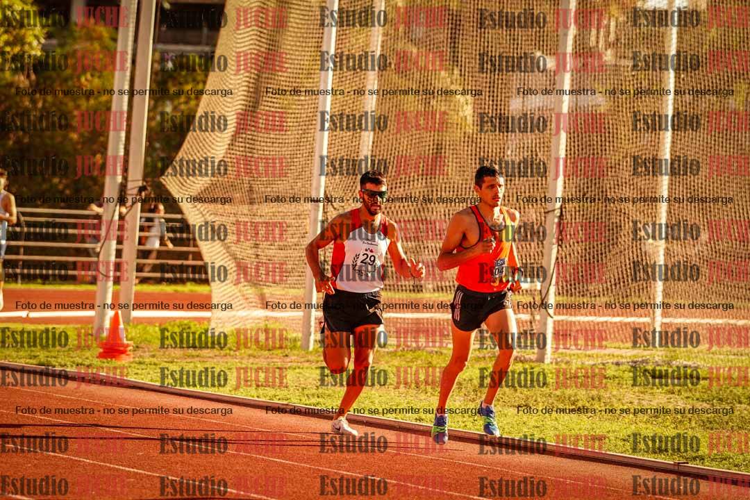 Fotos de los 3000 m llanos de varones