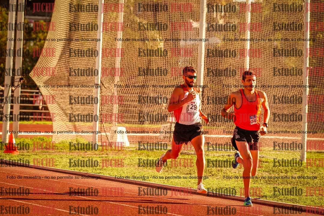 Fotos de los 3000 m llanos de varones
