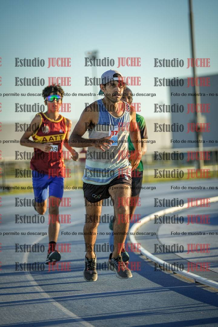 Fotos de los 1500 m llanos de varones