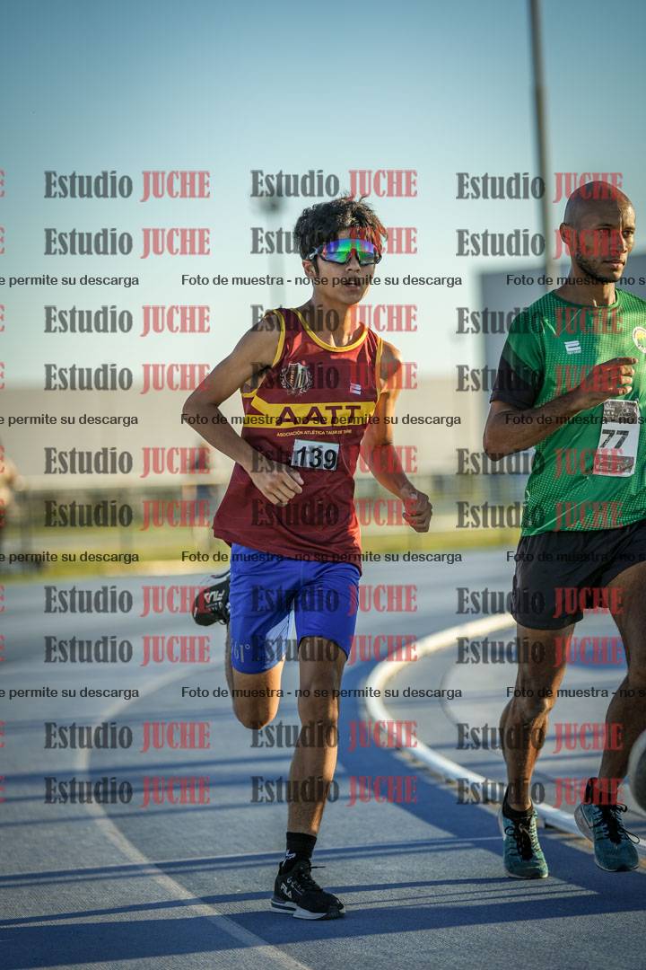 Fotos de los 1500 m llanos de varones