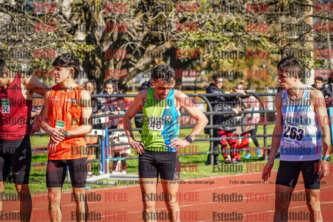 Fotos de los 3000 m llanos de varones