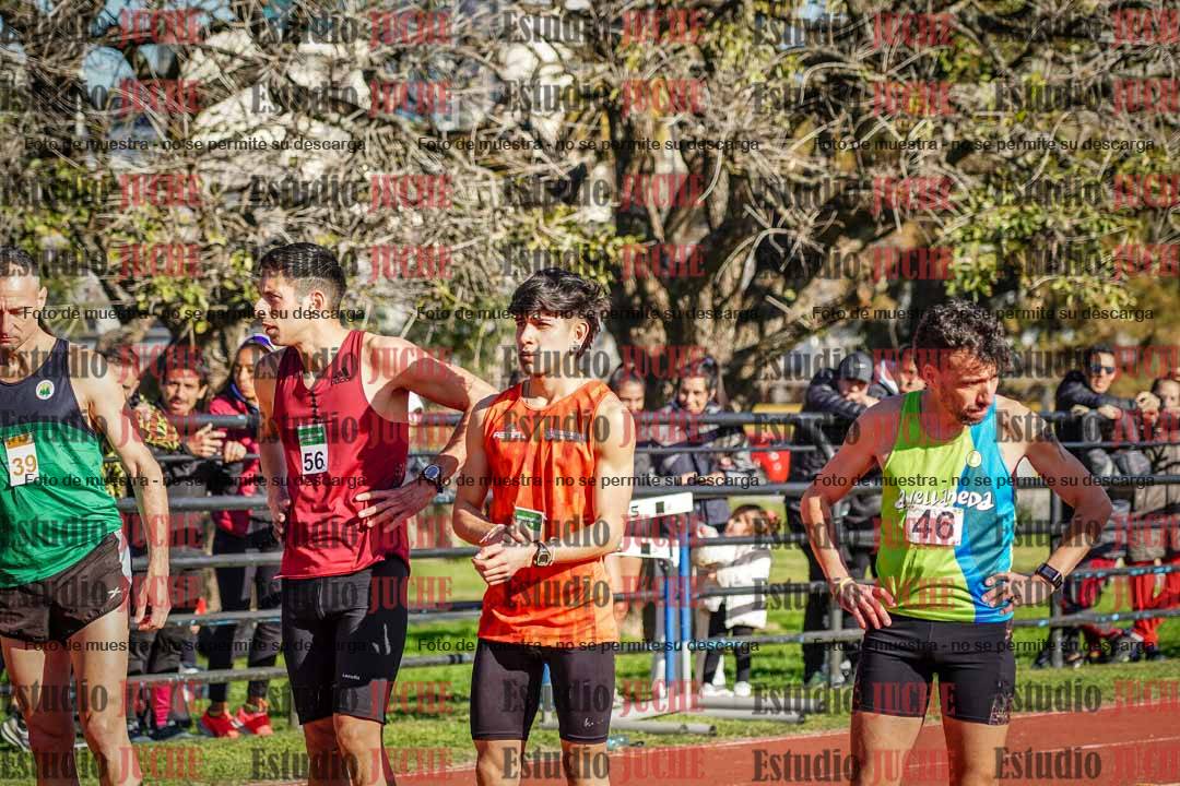 Fotos de los 3000 m llanos de varones