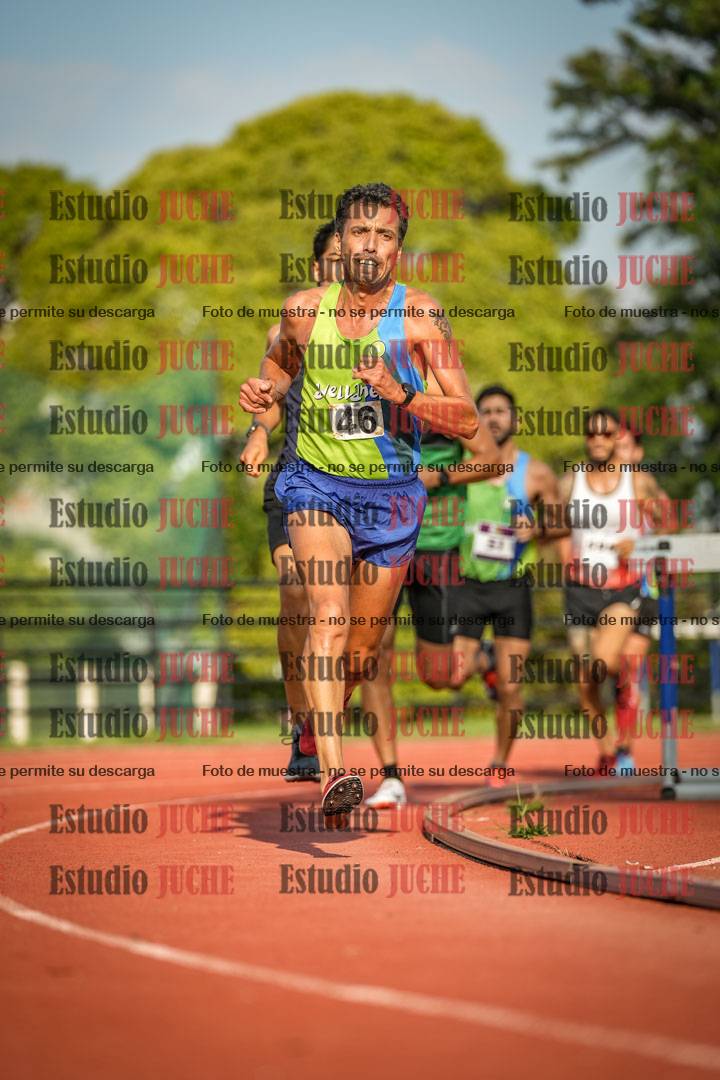 Fotos de los 3000 m llanos de varones