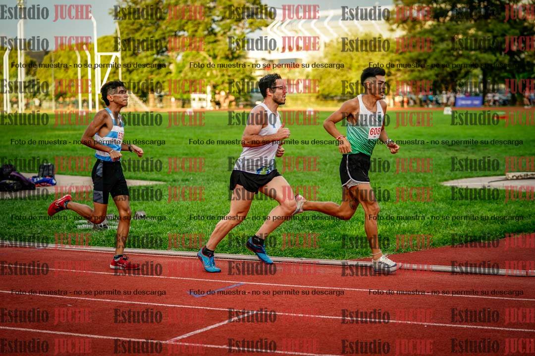 Fotos de los 1500 m llanos de varones