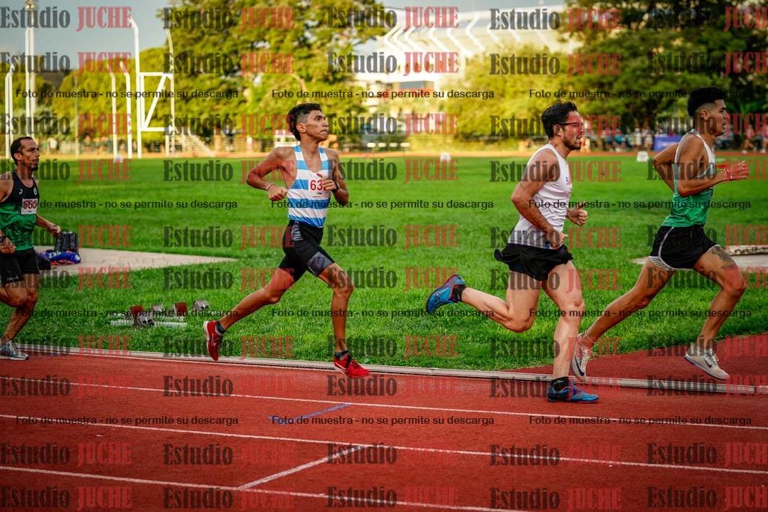 Fotos de los 1500 m llanos de varones