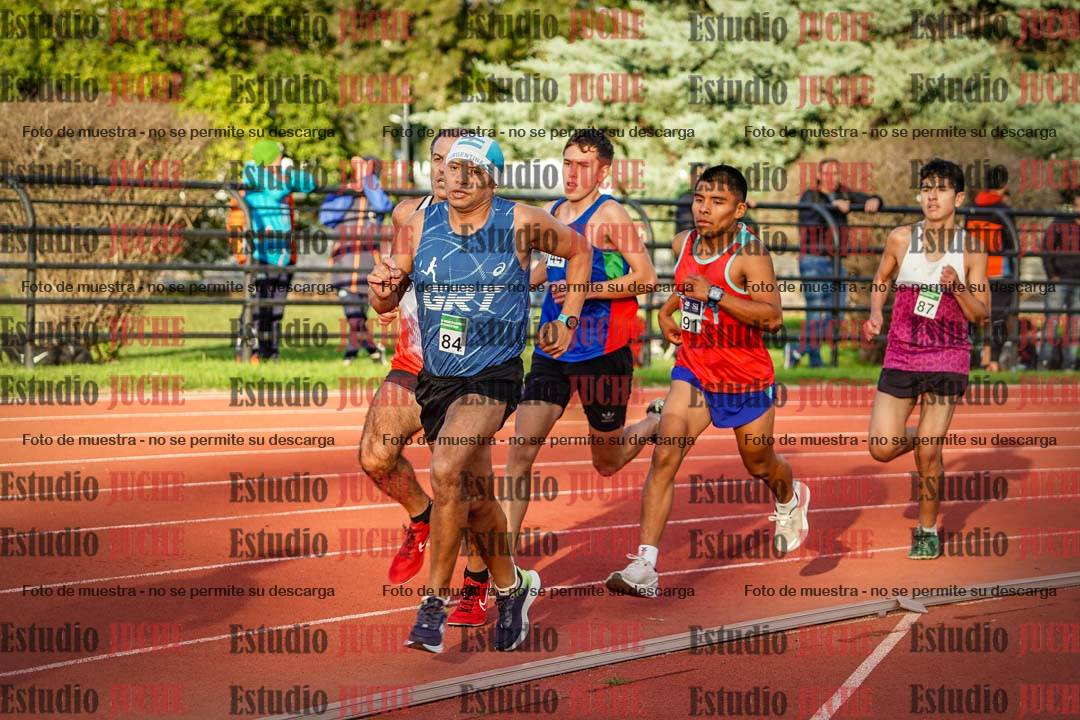 Fotos de los 3000 m llanos de varones