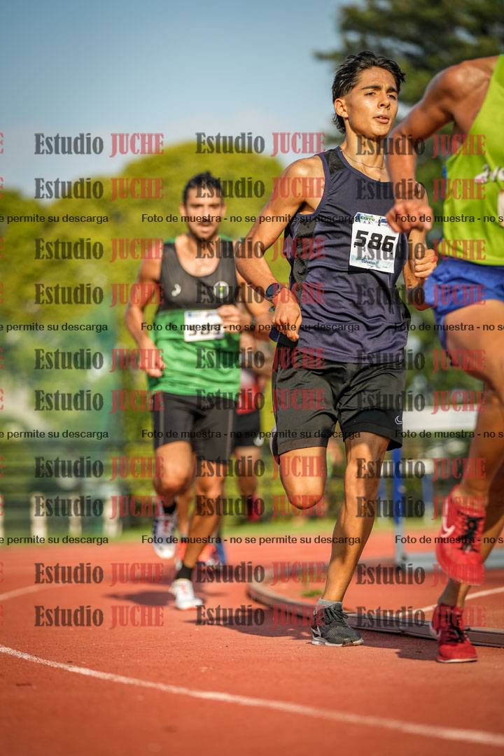 Fotos de los 3000 m llanos de varones