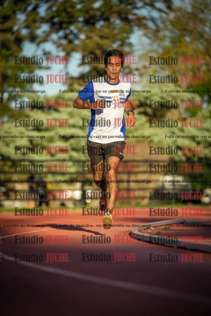 Fotos de los 3000 m llanos de varones