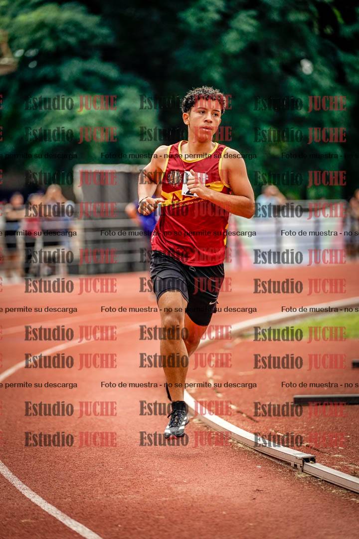Fotos de los 800 m de varones