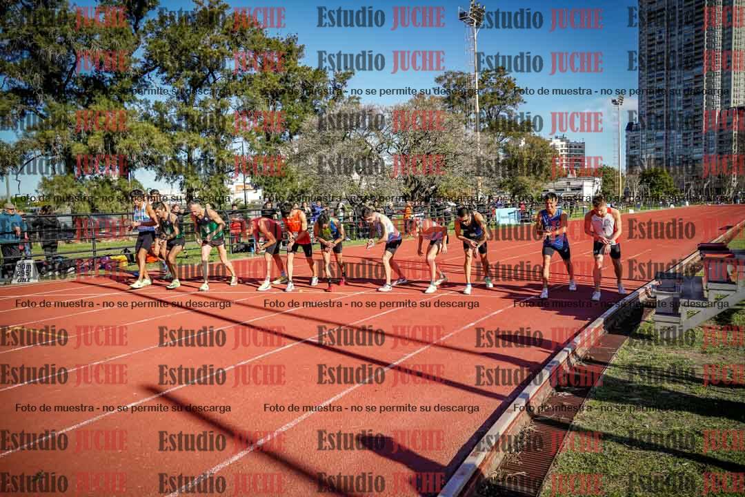 Fotos de los 3000 m llanos de varones