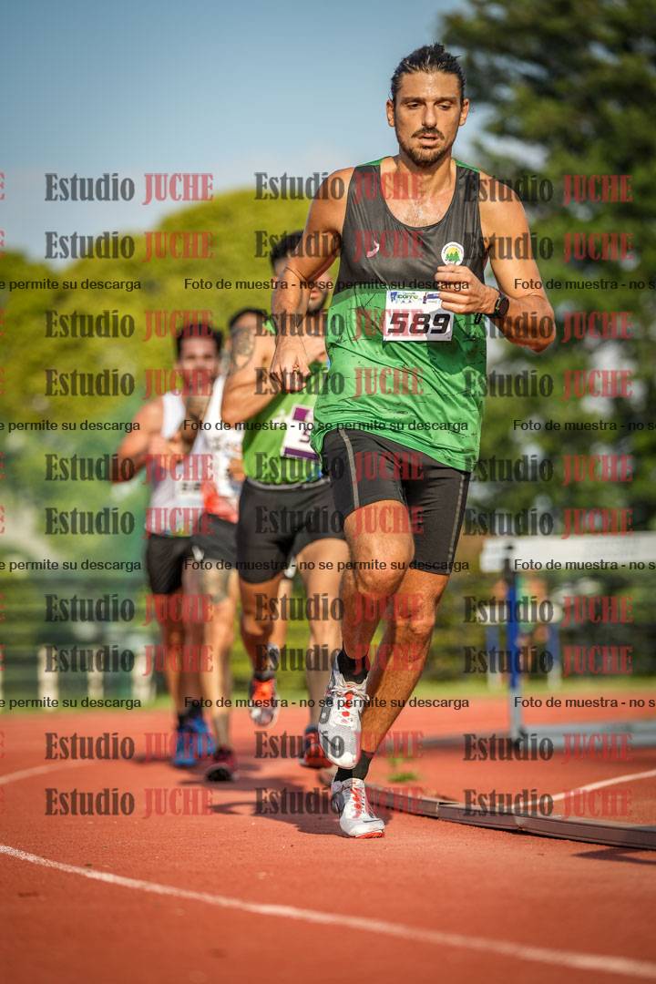 Fotos de los 3000 m llanos de varones