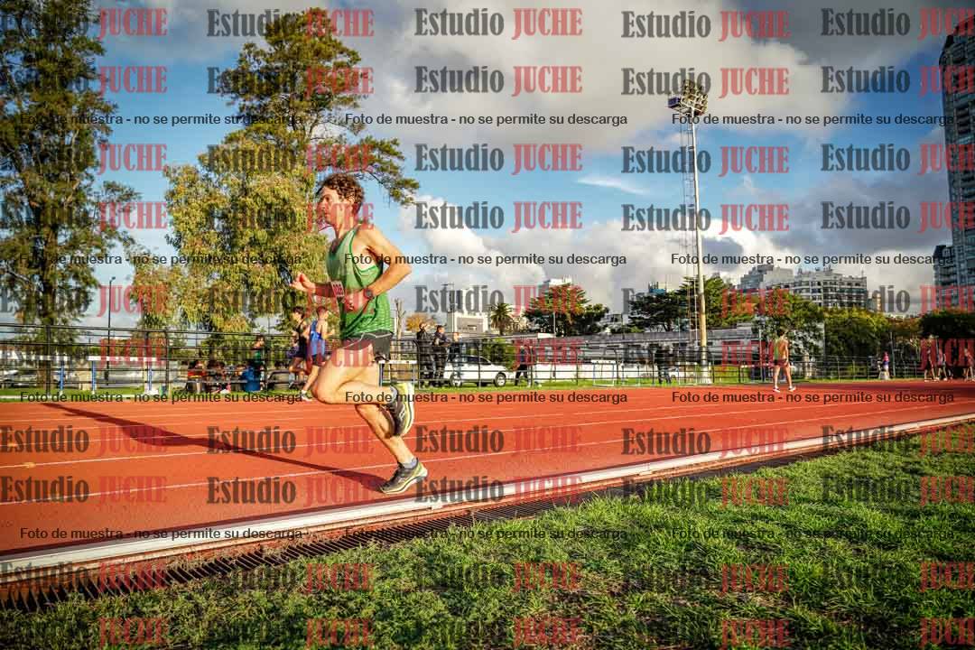 Fotos de los 3000 m llanos de varones