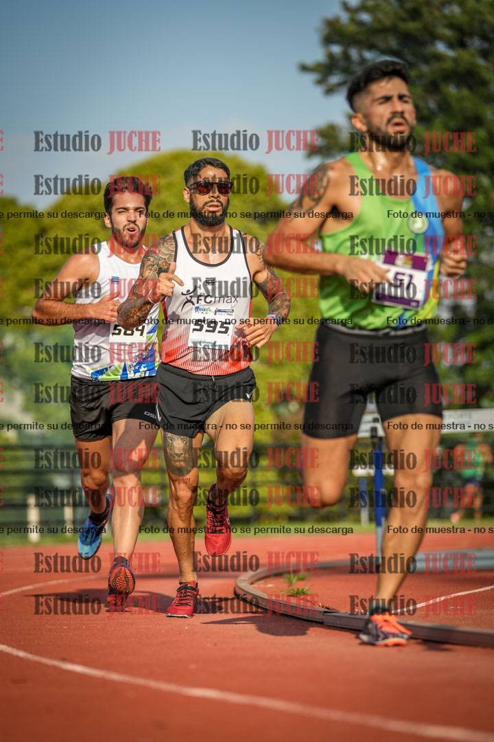 Fotos de los 3000 m llanos de varones