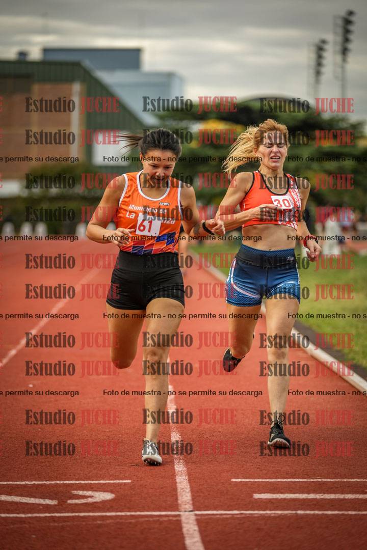 Fotos de los 1500 m llanos de mujeres