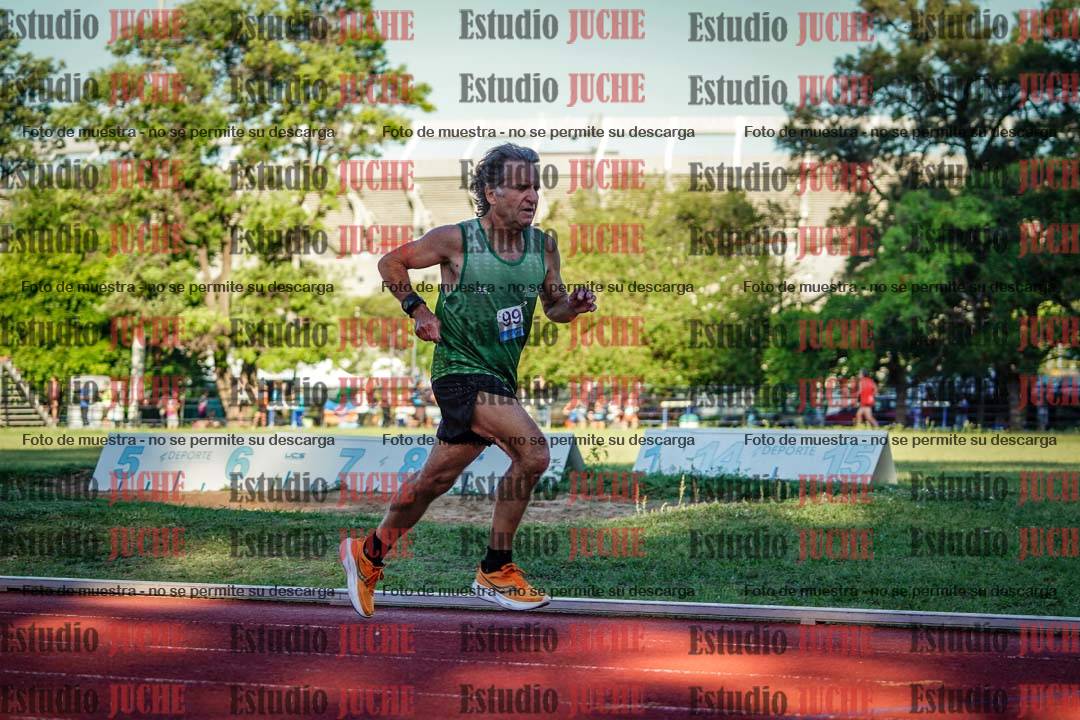 Fotos de los 3000 m llanos de varones