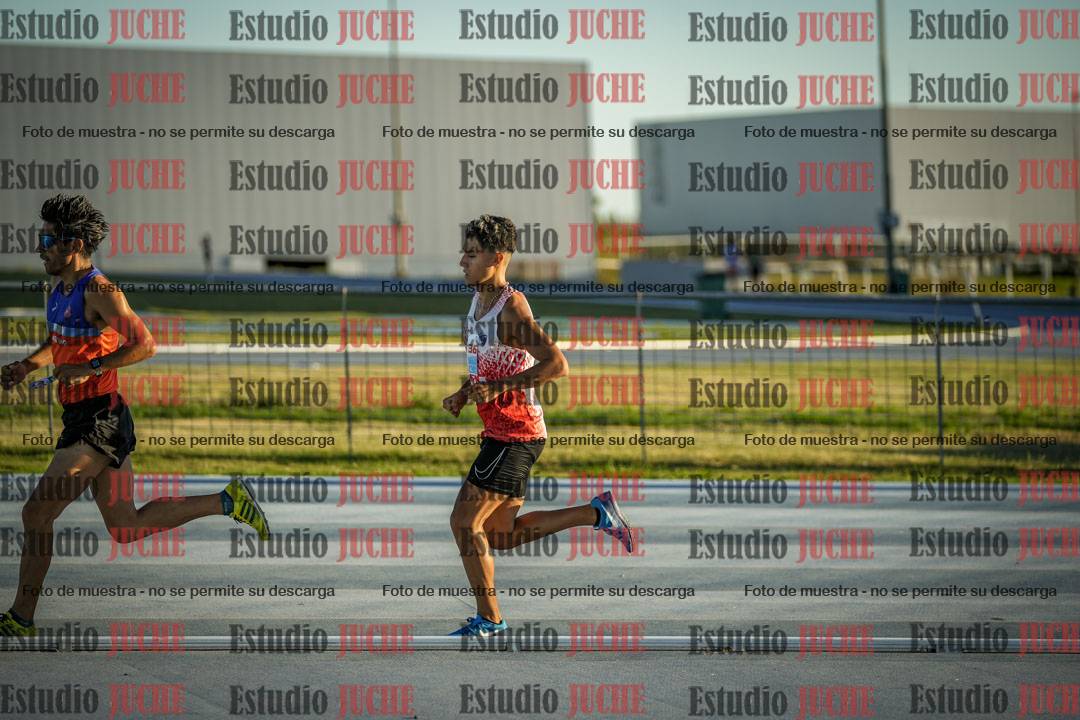 Fotos de los 1500 m llanos de varones