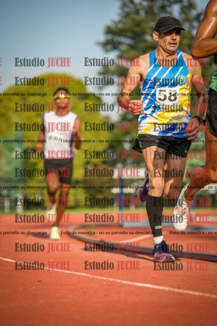 Fotos de los 3000 m llanos de varones