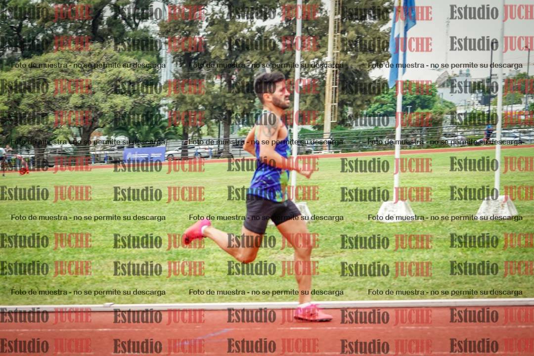 Fotos de los 800 m de varones
