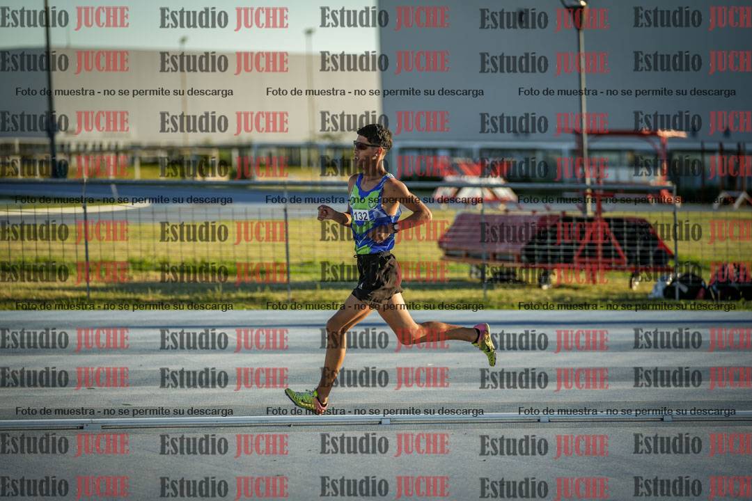 Fotos de los 1500 m llanos de varones