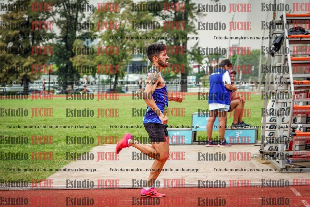 Fotos de los 800 m de varones
