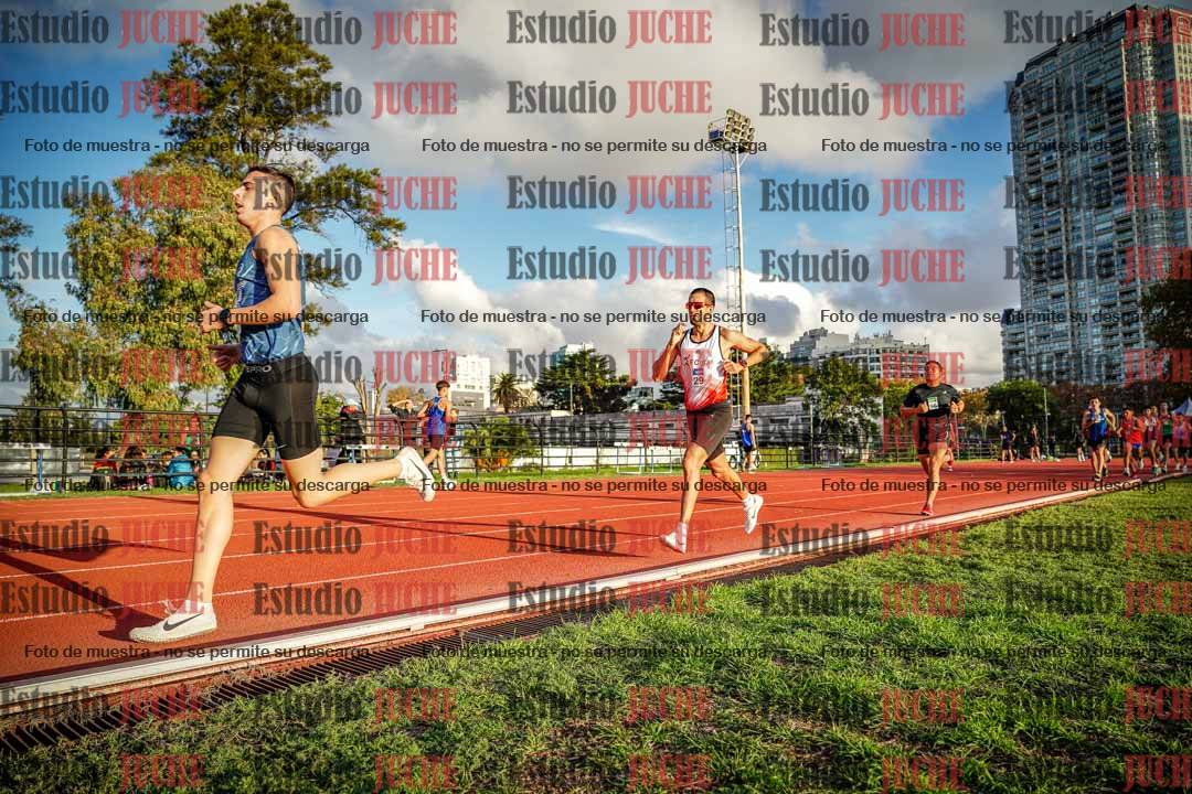 Fotos de los 3000 m llanos de varones